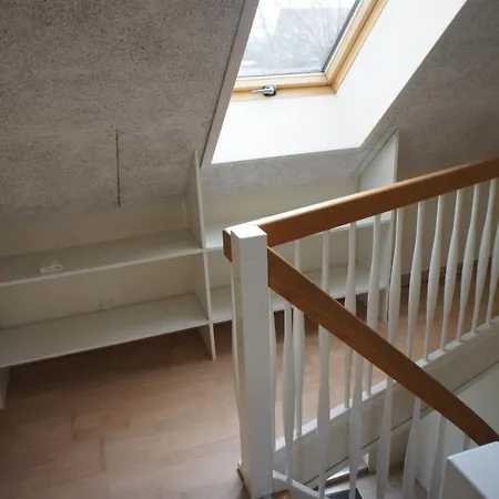 Hus I Landsby *